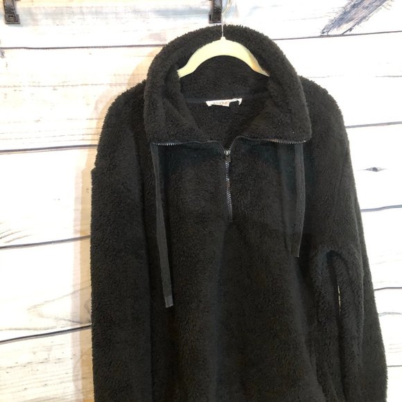 Teddy Sherpa WorkShop brand cozy Black half zip - Picture 5 of 13